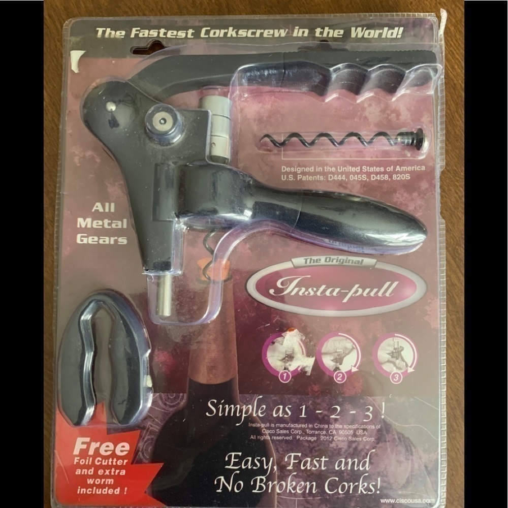 Insta-pull corkscrew NWT